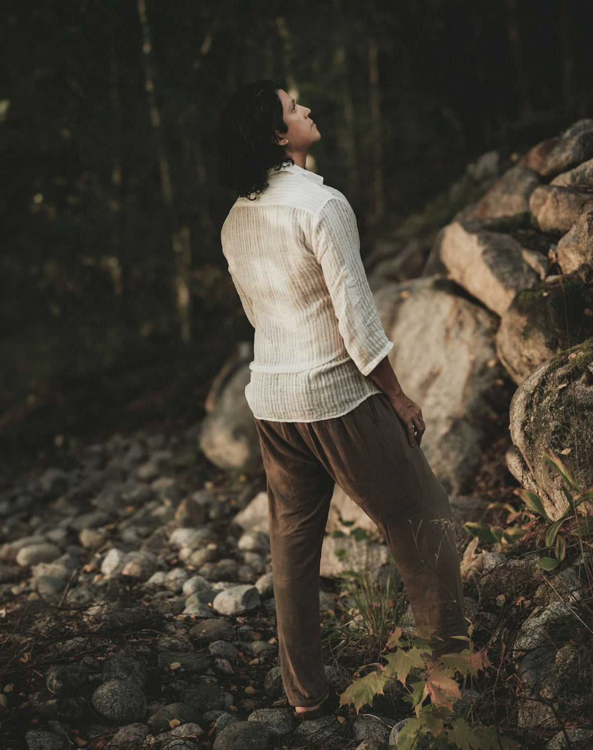 Back view of the Udara shirt in natural white handloom linen cotton